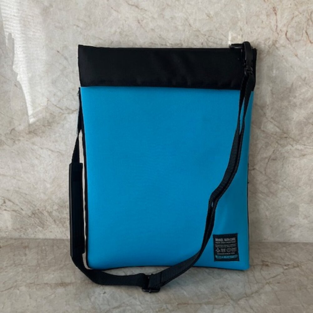 Flight 001 FLI21746 Digital Protection Crossbody Pouch Bag NEW